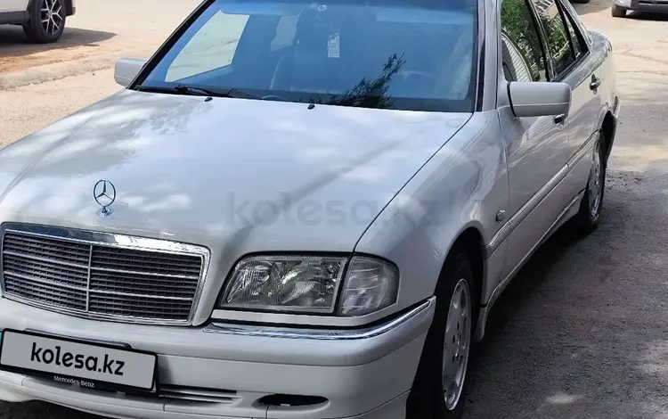 Mercedes-Benz C 240 2000 года за 3 177 000 тг. в Алматы