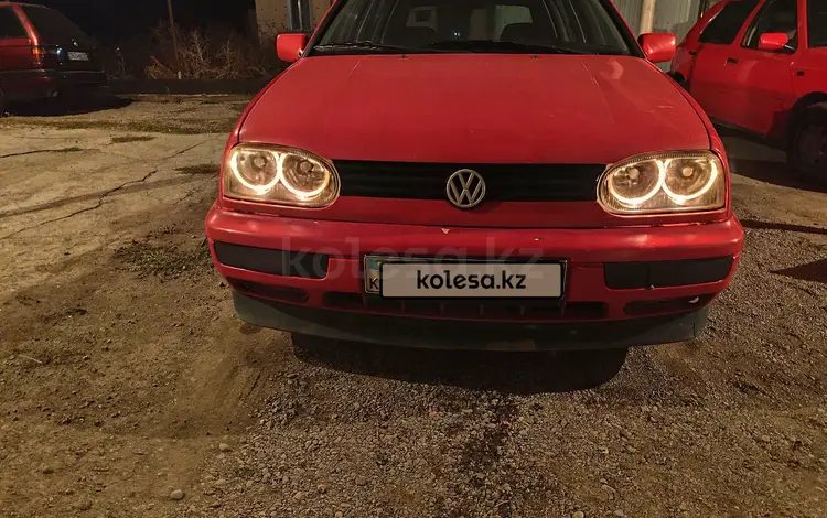 Volkswagen Golf 1997 года за 1 800 000 тг. в Алматы