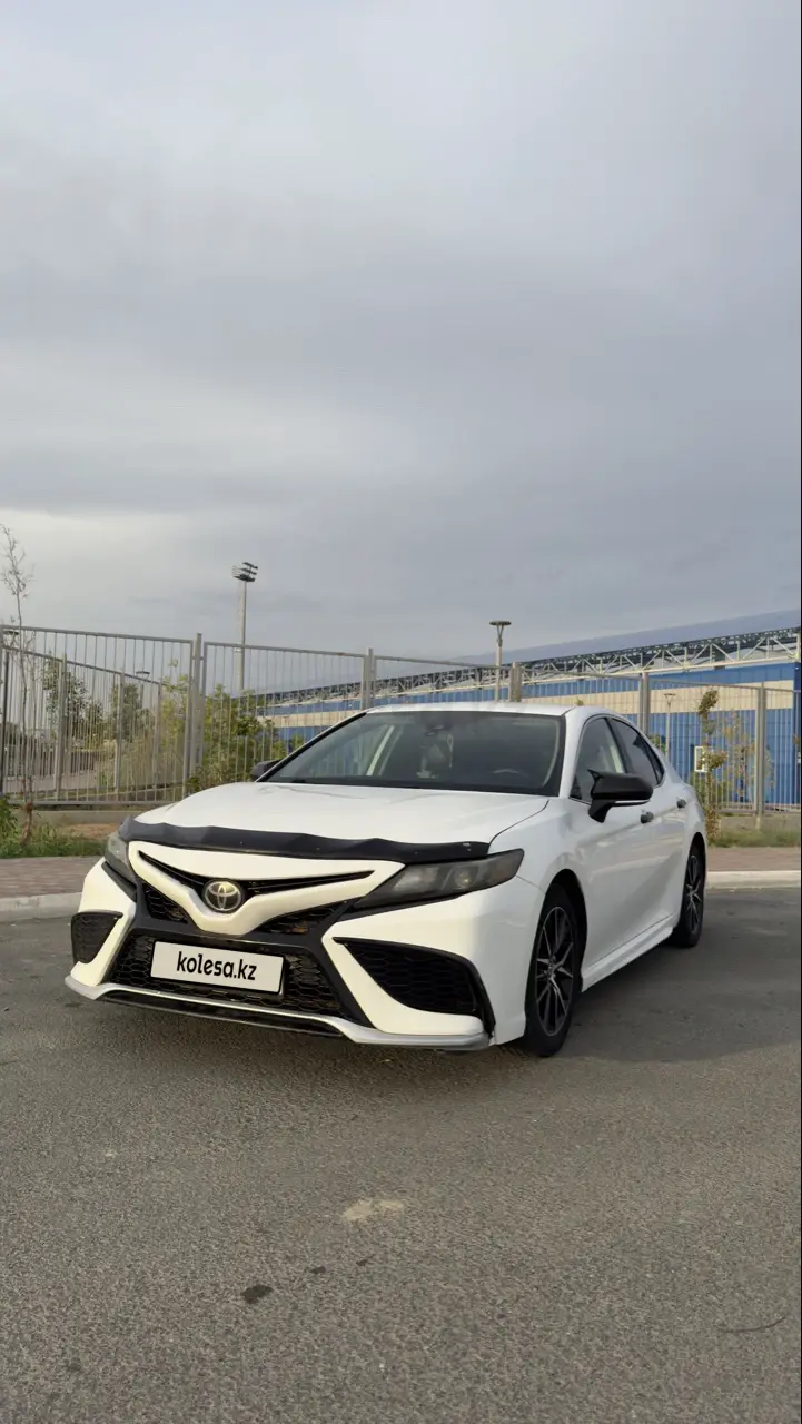 Toyota Camry, 2020