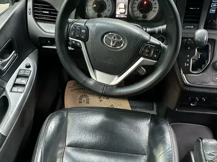 Toyota Sienna 2015 года за 13 300 000 тг. в Астана – фото 8