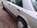 Mercedes-Benz E 230 1992 года за 1 080 000 тг. в Алматы – фото 4