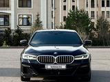 BMW 520 2021 года за 26 500 000 тг. в Алматы – фото 5