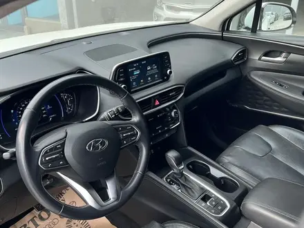 Hyundai Santa Fe 2019 года за 15 500 000 тг. в Шымкент – фото 18