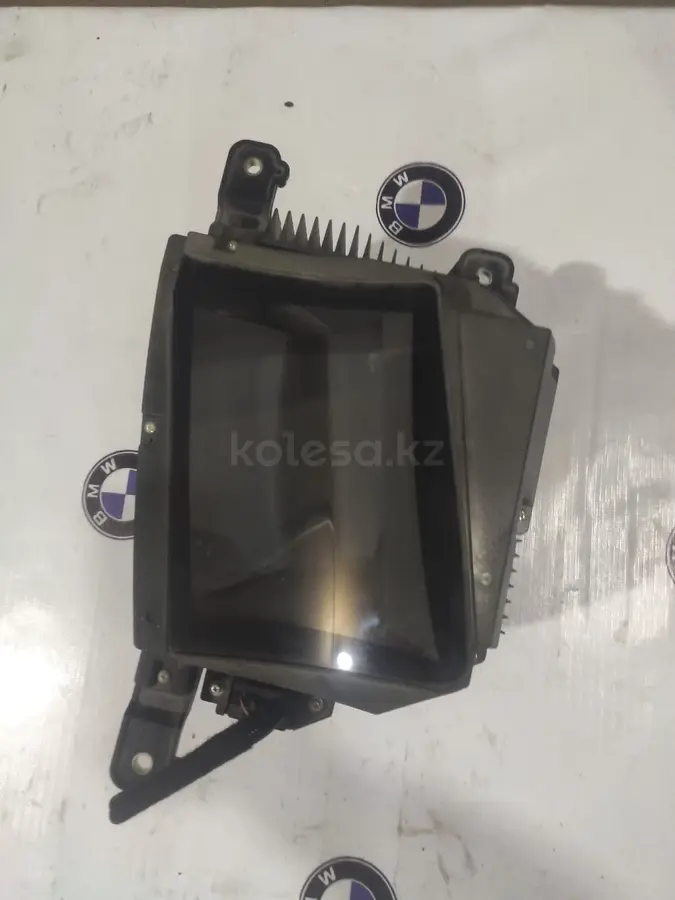 Проекция Лобового стекла Е70 в Алматы - №111426887: купить запчасти на ...