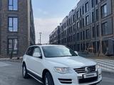 Volkswagen Touareg 2008 годаүшін5 800 000 тг. в Атырау