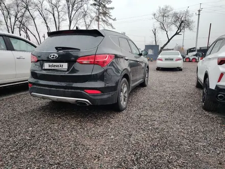 Hyundai Santa Fe 2015 года за 9 800 000 тг. в Алматы