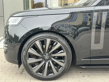 Land Rover Range Rover 2023 года за 87 600 000 тг. в Алматы – фото 7