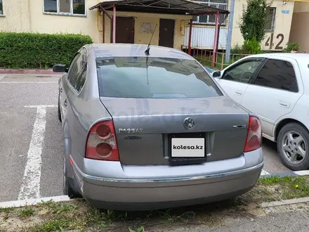 Volkswagen Passat 2003 года за 2 500 000 тг. в Алматы – фото 2