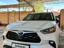 Toyota Highlander, 2022