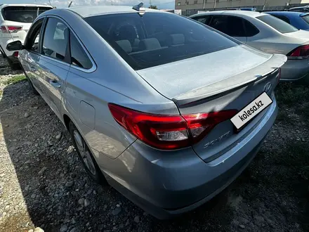 Hyundai Sonata 2015 года за 6 691 000 тг. в Алматы – фото 7