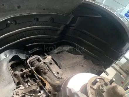Подкрылок передний Lexus LX 470 защита арки колеса за 8 000 тг. в Алматы – фото 10