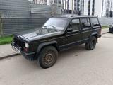Jeep Cherokee 1995 годаүшін1 800 000 тг. в Алматы
