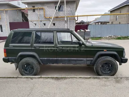 Jeep Cherokee 1995 года за 1 800 000 тг. в Алматы – фото 10