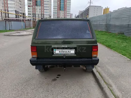 Jeep Cherokee 1995 года за 1 800 000 тг. в Алматы – фото 2