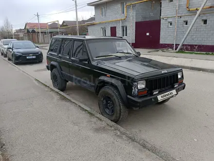 Jeep Cherokee 1995 года за 1 800 000 тг. в Алматы – фото 9