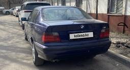 BMW 318 1997 года за 2 000 000 тг. в Алматы – фото 2