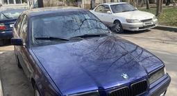 BMW 318 1997 года за 2 000 000 тг. в Алматы