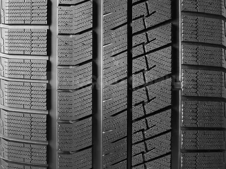 275/40 R22 — 315/35 R22 BMW X7 ROTALLA JAPAN за 120 000 тг. в Алматы