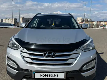 Hyundai Santa Fe 2014 года за 8 000 000 тг. в Астана – фото 2