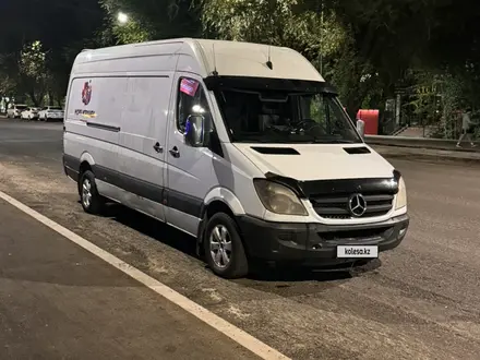 Mercedes-Benz Sprinter 2008 года за 7 800 000 тг. в Алматы – фото 7