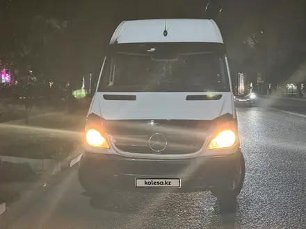Mercedes-Benz Sprinter 2008 года за 7 800 000 тг. в Алматы – фото 9
