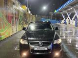 Volkswagen Touareg 2008 года за 7 000 000 тг. в Шымкент