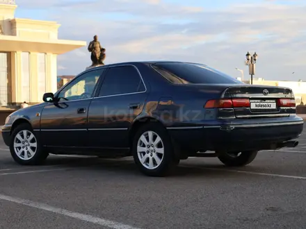 Toyota Camry 1997 года за 3 450 000 тг. в Алматы – фото 4