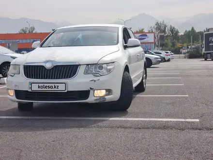 Skoda Superb 2013 года за 3 900 000 тг. в Алматы – фото 3