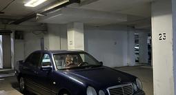 Mercedes-Benz E 200 1998 годаfor2 550 000 тг. в Астана