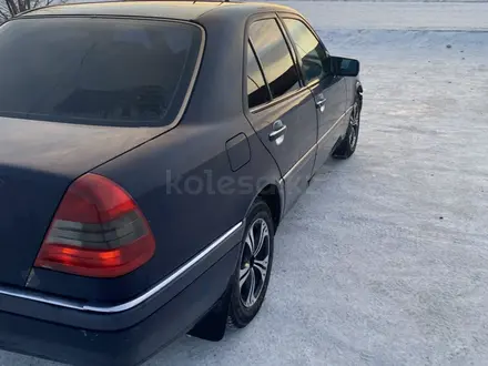 Mercedes-Benz C 180 1994 года за 1 090 000 тг. в Семей – фото 8