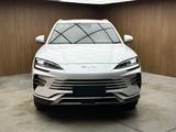BYD Song Plus Flagship 100 DM-i 2025 года за 16 300 000 тг. в Астана – фото 3
