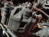 Суппорт, диски тормозные передние Honda Capa за 25 000 тг. в Алматы