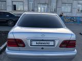 Mercedes-Benz E 320 1998 годаүшін4 000 000 тг. в Макинск – фото 4