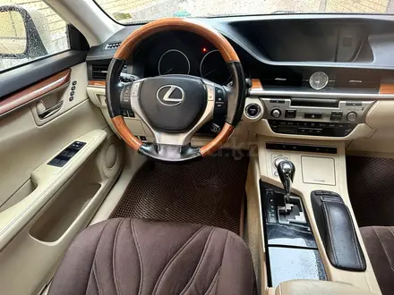 Lexus ES 300h 2012 года за 11 500 000 тг. в Актау – фото 16