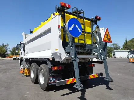 FAW  КДМ на базе FAW JK6, модель СА3250P28 2025 года в Алматы – фото 2