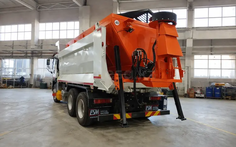 FAW  КДМ на базе FAW JK6, модель СА3250P28 2025 года в Алматы