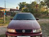 Volkswagen Passat 1995 годаүшін1 400 000 тг. в Есик – фото 5