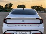 Hyundai Sonata 2023 годаүшін10 650 000 тг. в Алматы – фото 2