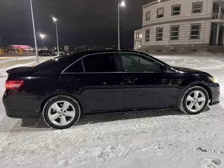 Toyota Camry 2011 года за 7 200 000 тг. в Актобе – фото 9