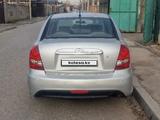 Hyundai Verna 2010 года за 2 500 000 тг. в Шымкент – фото 2