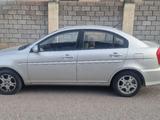 Hyundai Verna 2010 года за 2 500 000 тг. в Шымкент – фото 4