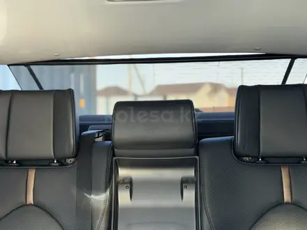 Toyota Camry 2018 года за 14 300 000 тг. в Атырау – фото 26