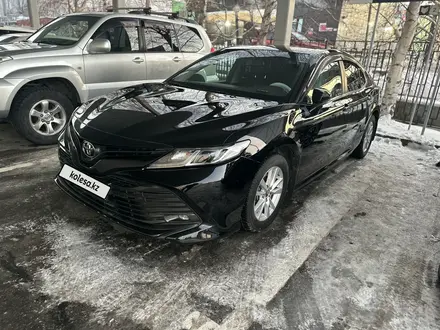 Toyota Camry 2019 года за 12 200 000 тг. в Алматы