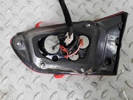 Фонарь задняя в крышку багажника на Hyundai I30 за 100 000 тг. в Алматы – фото 3