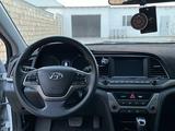 Hyundai Elantra 2017 года за 6 700 000 тг. в Актау – фото 3