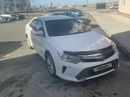 Toyota Camry 2015 года за 10 500 000 тг. в Шымкент – фото 3