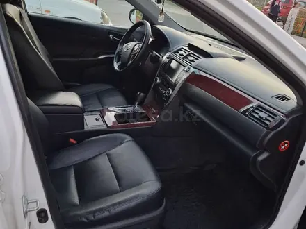 Toyota Camry 2014 года за 9 200 000 тг. в Алматы – фото 6