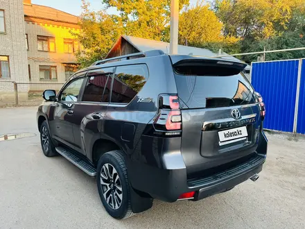 Toyota Land Cruiser Prado 2022 года за 33 500 000 тг. в Уральск – фото 6