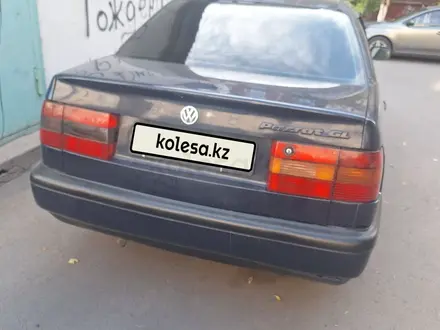 Volkswagen Passat 1996 года за 2 000 000 тг. в Караганда – фото 2