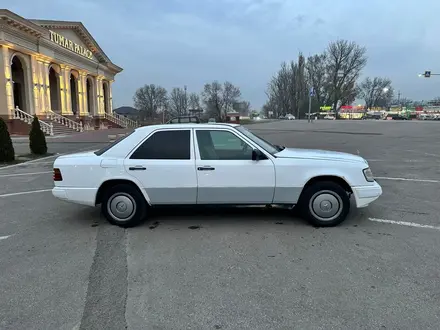 Mercedes-Benz E 230 1988 года за 1 250 000 тг. в Алматы – фото 4